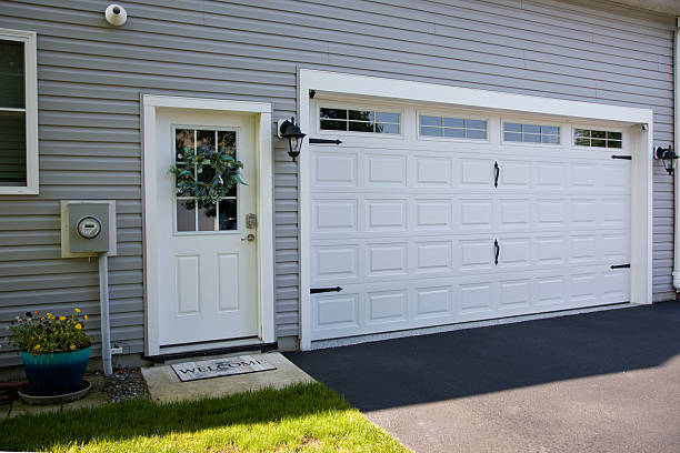 24/7 Emergency Garage Door Panel Replacement experts in Bingham County County, ID